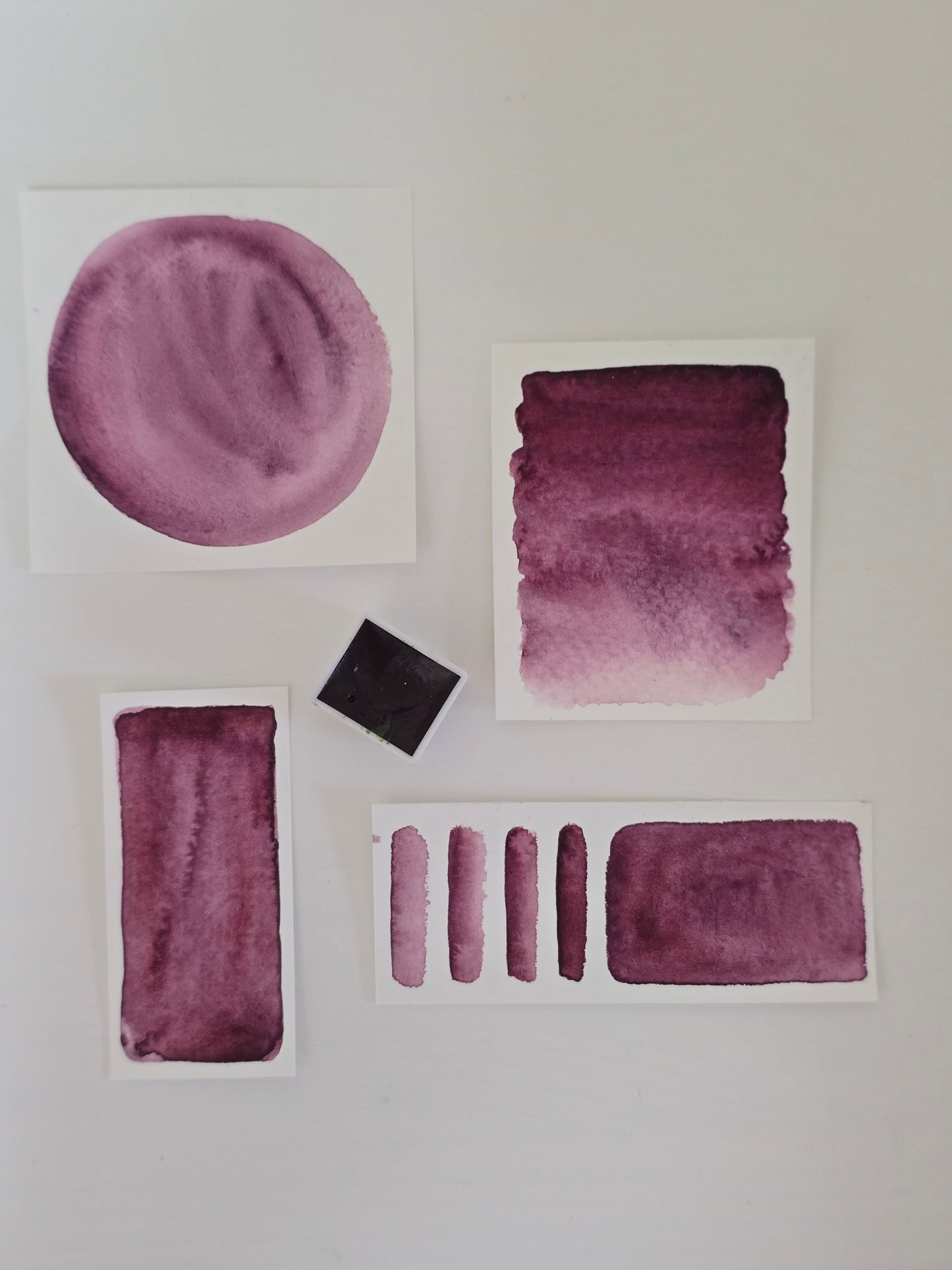 MN231 - Porphyrin Berry - MNcolors handgemachte Aquarellfarben