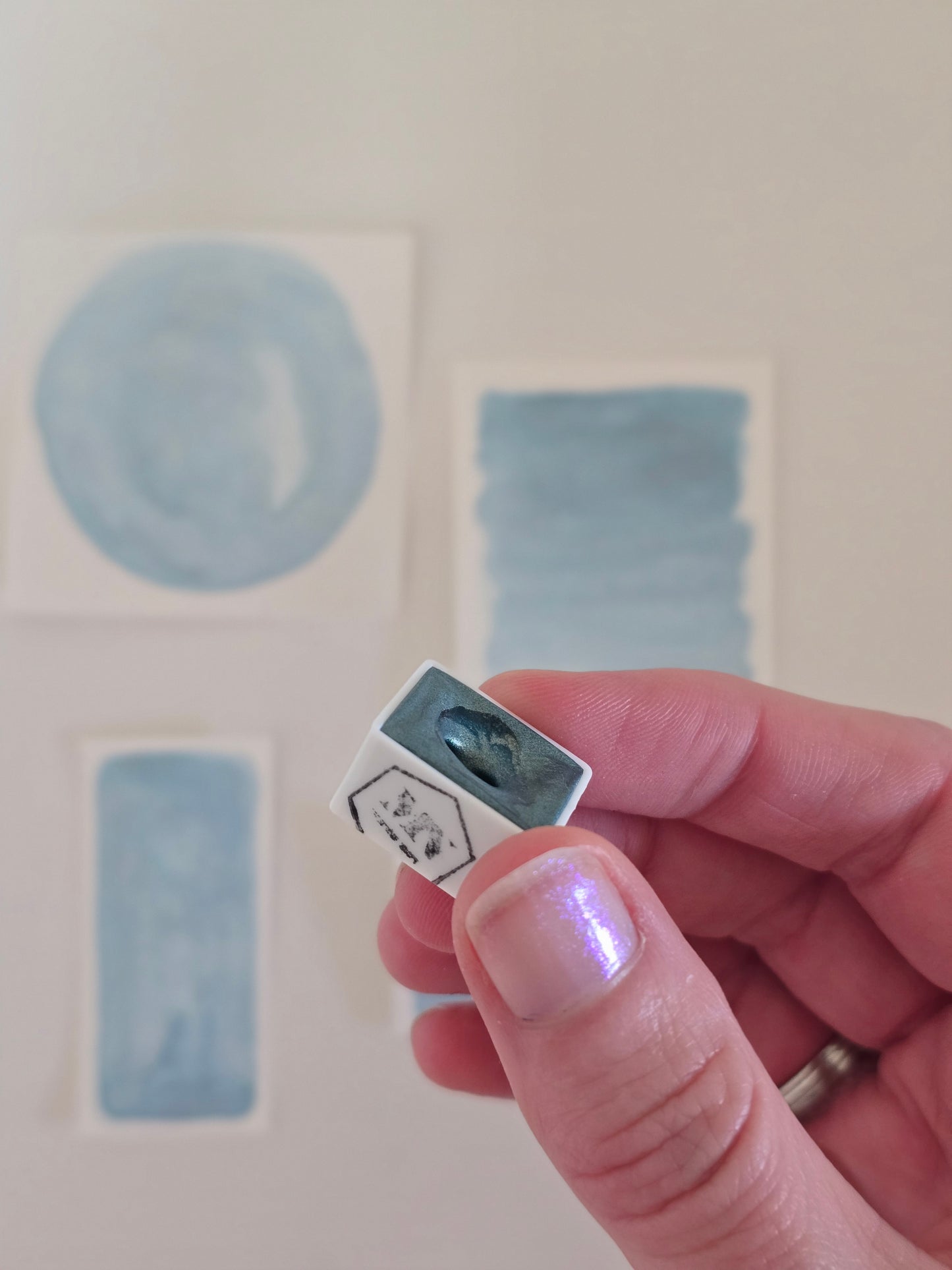 MN157 - Glitzer Cryo Blue - MNcolors handgemachte Aquarellfarben