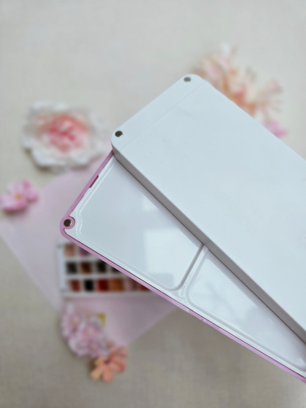 Aufbewahrung MNcolors: Stapelbox - stapelbar & magnetisch für bis zu 36 Näpfe
