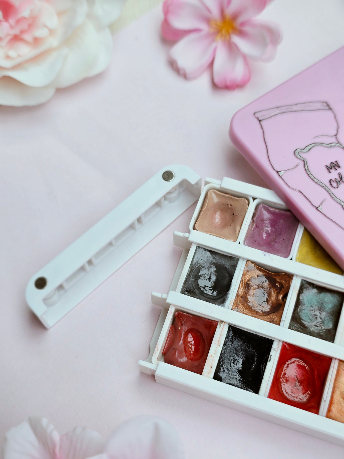Aufbewahrung MNcolors: Stapelbox - stapelbar & magnetisch für bis zu 36 Näpfe