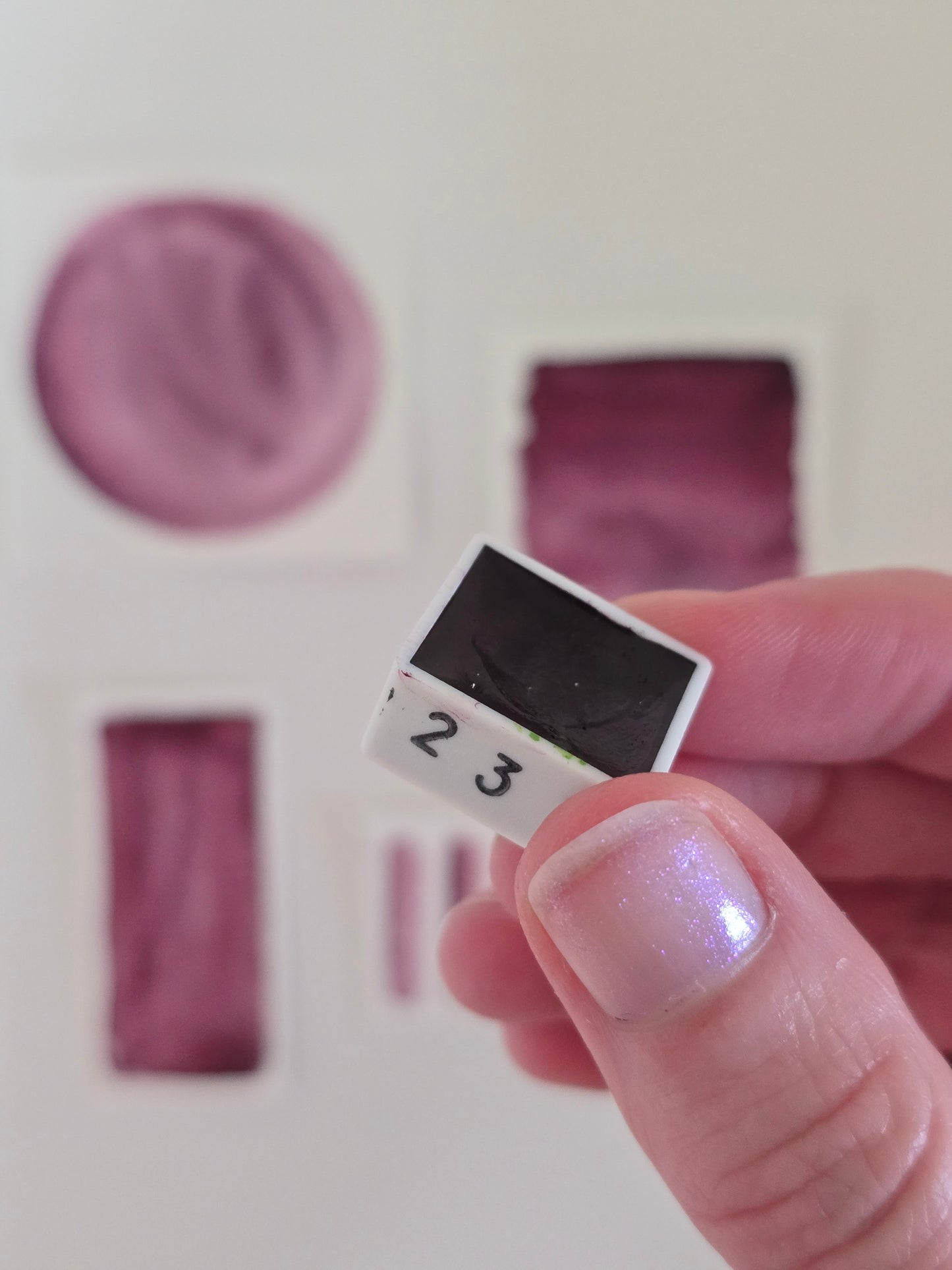 MN231 - Porphyrin Berry - MNcolors handgemachte Aquarellfarben